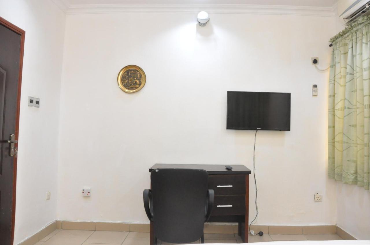 Haute Aparthotel Ikeja Buitenkant foto