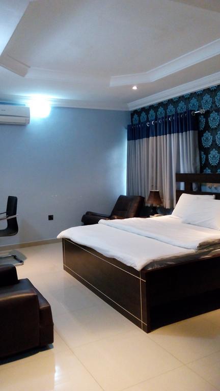 Haute Aparthotel Ikeja Buitenkant foto